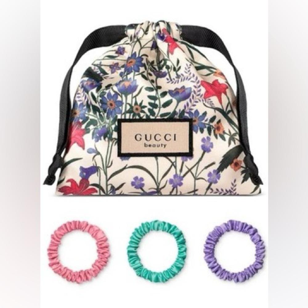 NWOT Gucci Beauty Floral Beauty Bag with Colorful Scrunchies